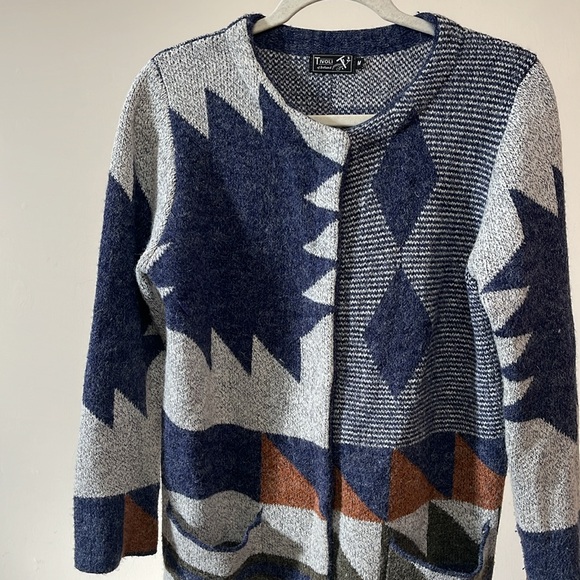 Geometric Tivoli of Ireland Cardigan - Picture 4 of 5